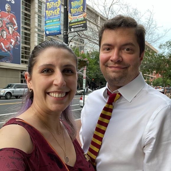 Meet your Posher, Julie - Picture 2 of 5